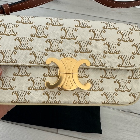 Celine SHOULDER BAG CLAUDE IN TRIOMPHE CANVAS AND CALFSKIN - Picture 4 of 9